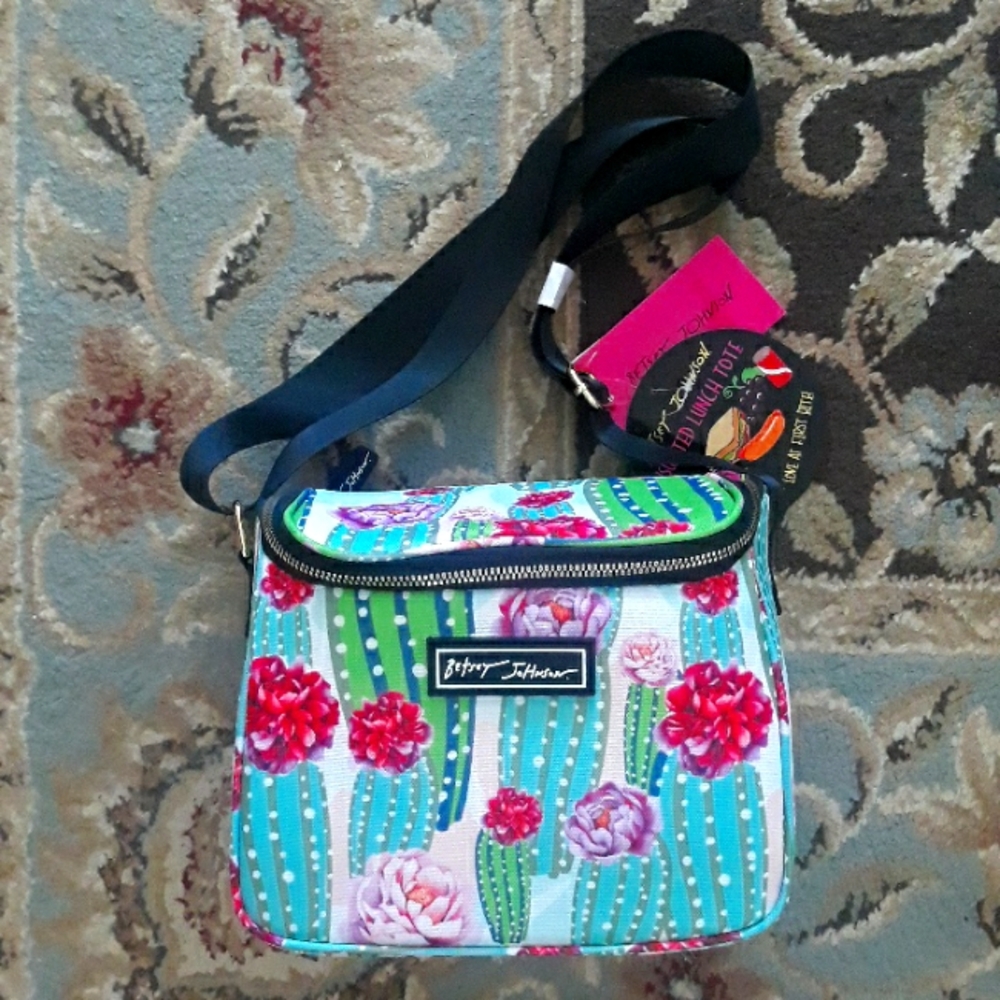 3x*Host Pick*Betsey Johnson cube lunch bag